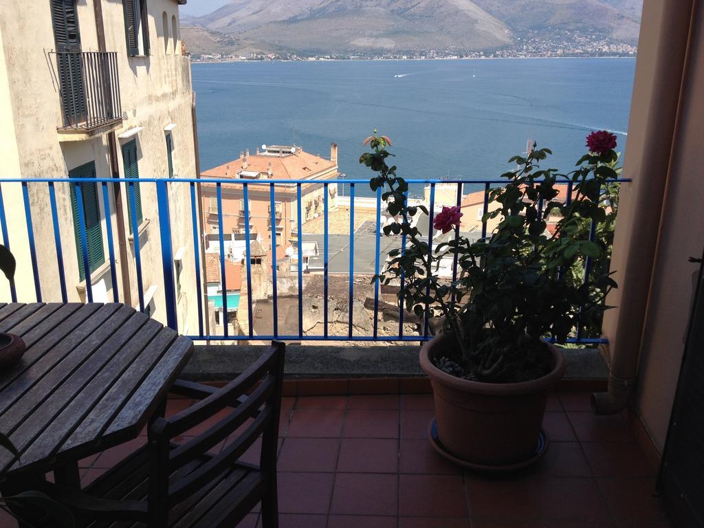 Bed & Breakfast Castello Aragonese 가에타 객실 사진